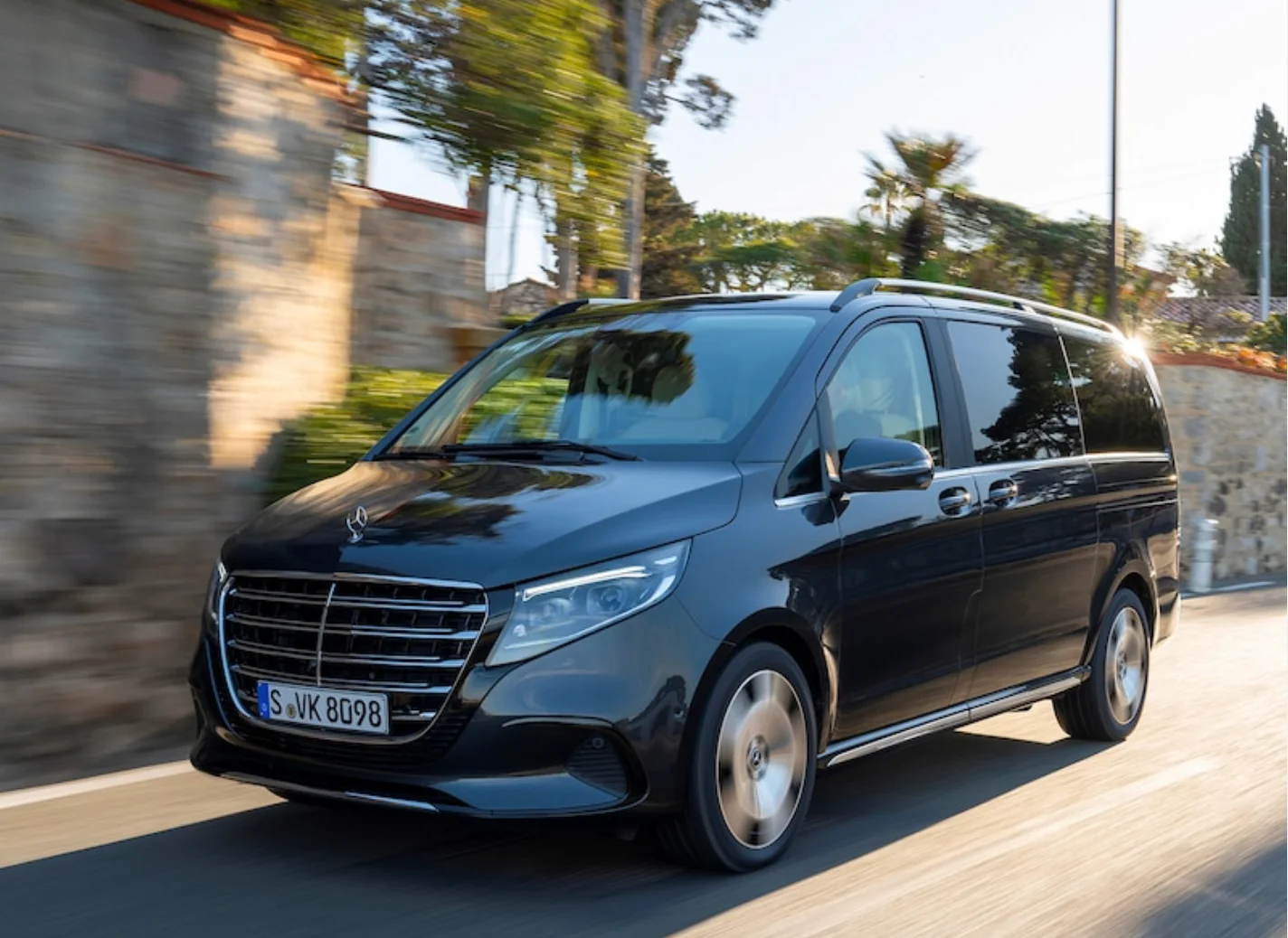 Mercedes V-Class VIP - lounge configuration van