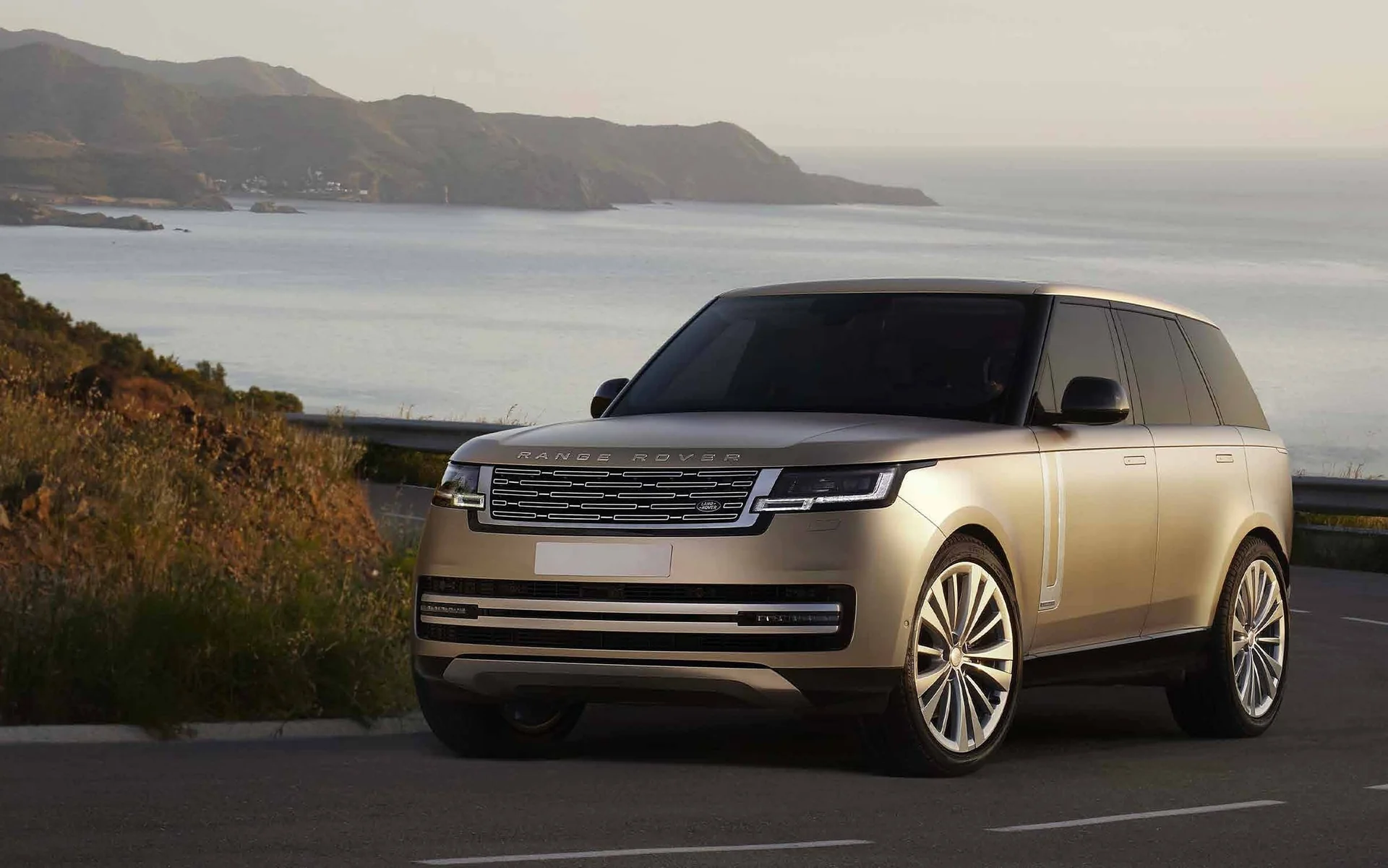Range Rover - luxury SUV