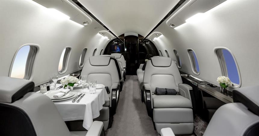 Bombardier Challenger 350 - Super Midsize Jet