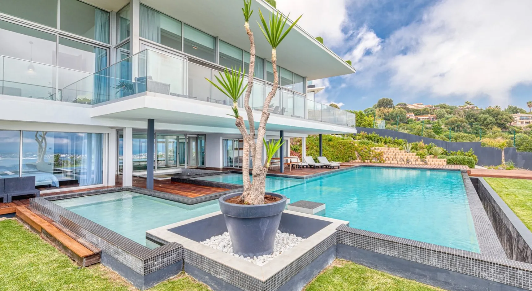 Photo 1 - Villa Enaissa Cannes