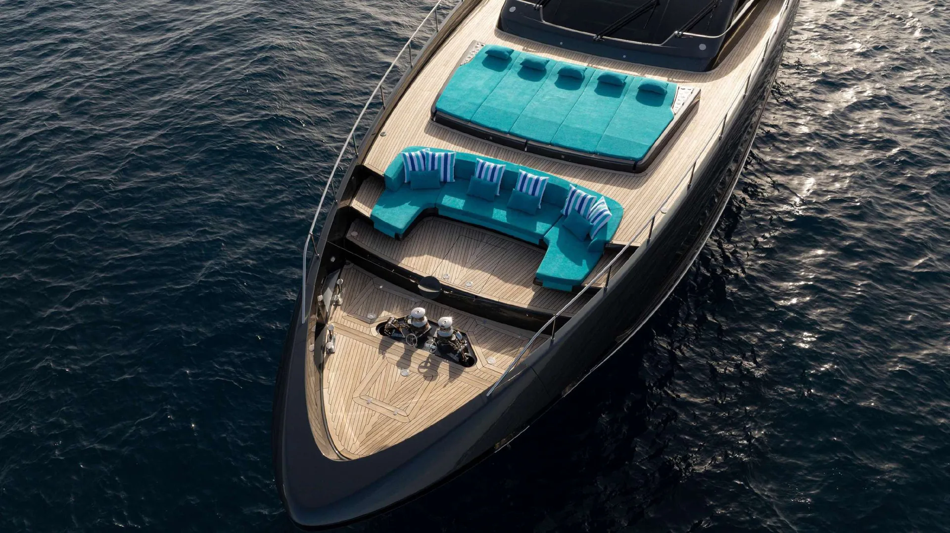 Photo 8 of yacht Ariyas - Riva 100' Corsaro 30m flybridge