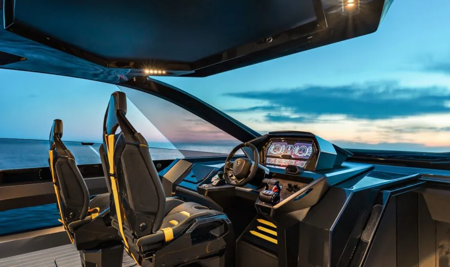 Photo 5 of yacht Biancino - Tecnomar for Lamborghini 63 (hull 3)