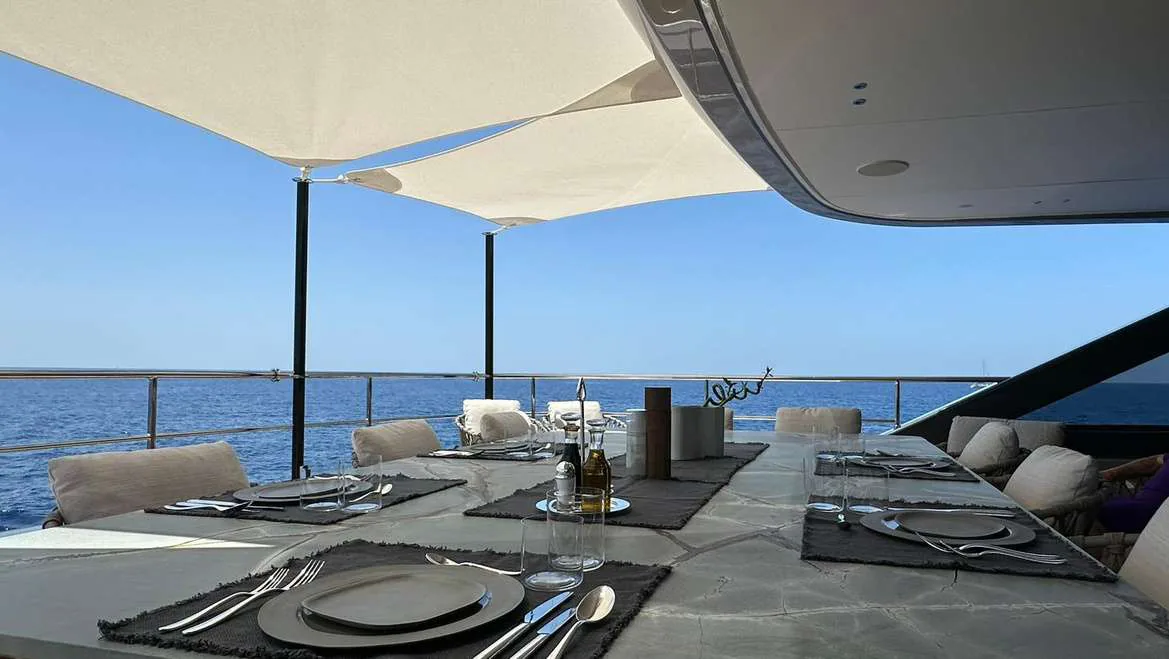 Photo 14 of yacht Cosmico - Benetti Oasis 40M brand new 2024