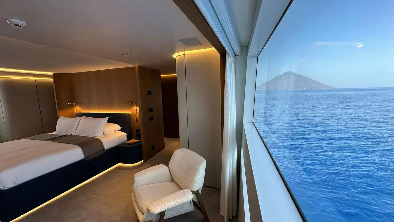 Photo 28 of yacht Cosmico - Benetti Oasis 40M brand new 2024
