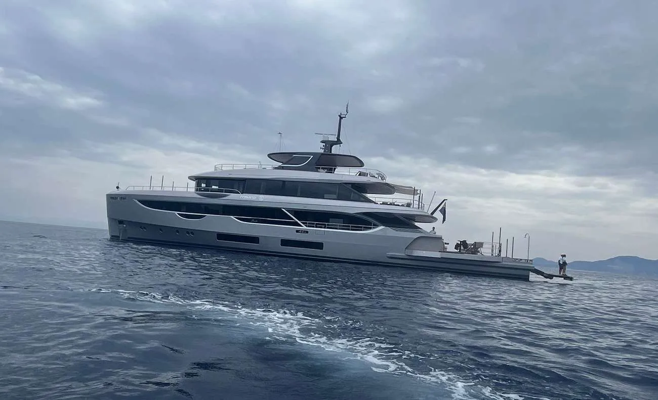 Photo 48 of yacht Cosmico - Benetti Oasis 40M brand new 2024