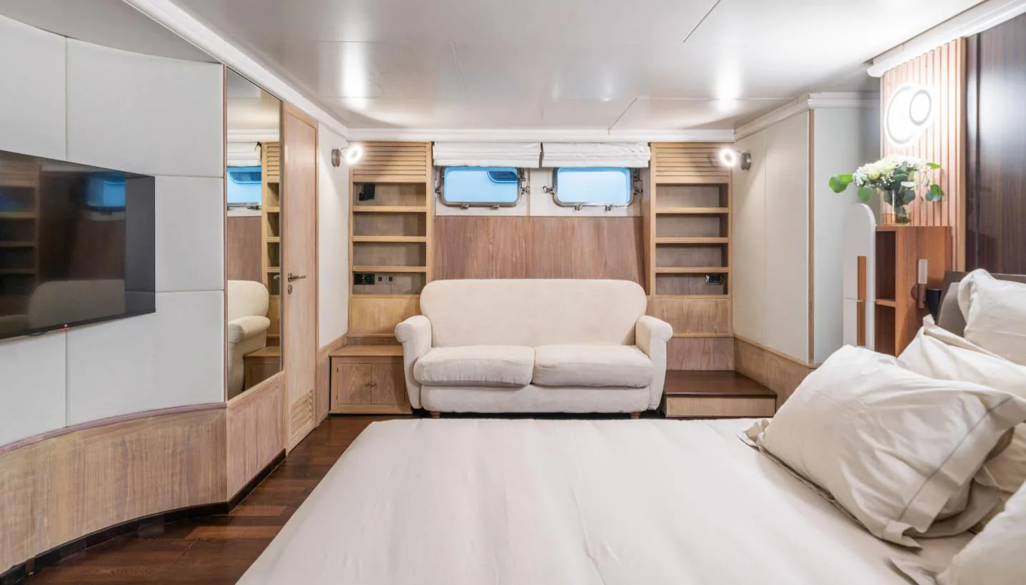 Photo 7 of yacht Faith - Tecnomarine 33m motor yacht events