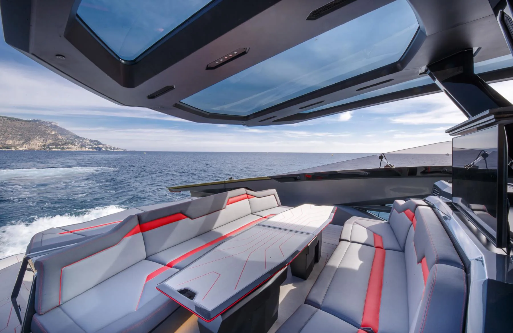 Photo 7 of yacht Fast One - Tecnomar for Lamborghini 63