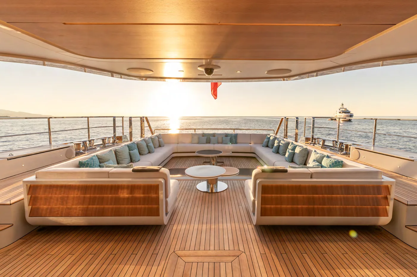 Photo 6 of yacht Felicita - Mangusta Oceano 50 charter superyacht