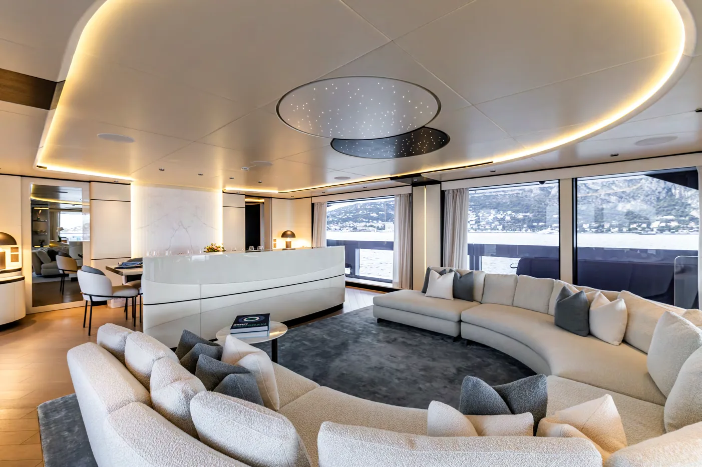 Photo 9 of yacht Felicita - Mangusta Oceano 50 charter superyacht