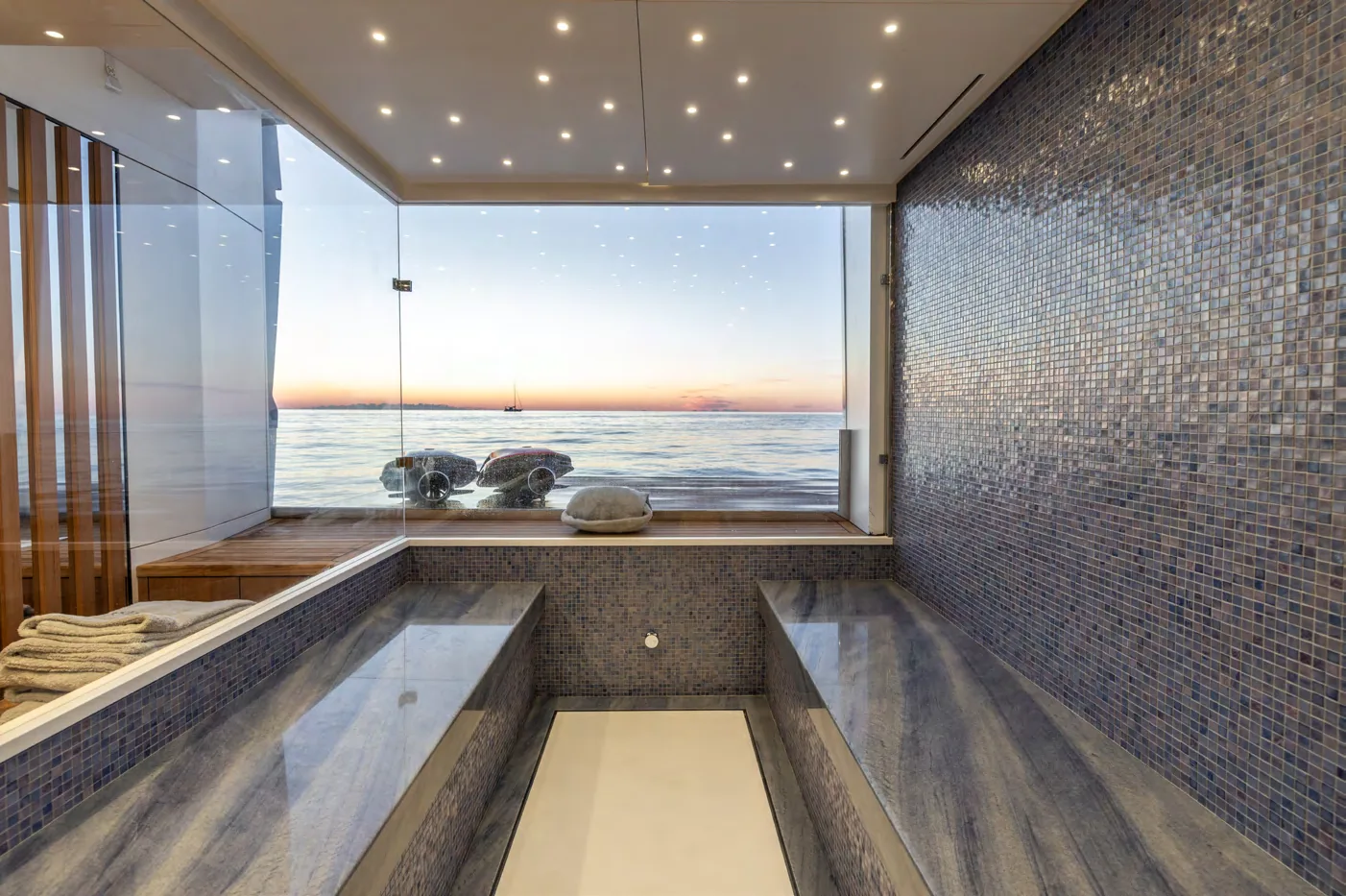 Photo 48 of yacht Felicita - Mangusta Oceano 50 charter superyacht