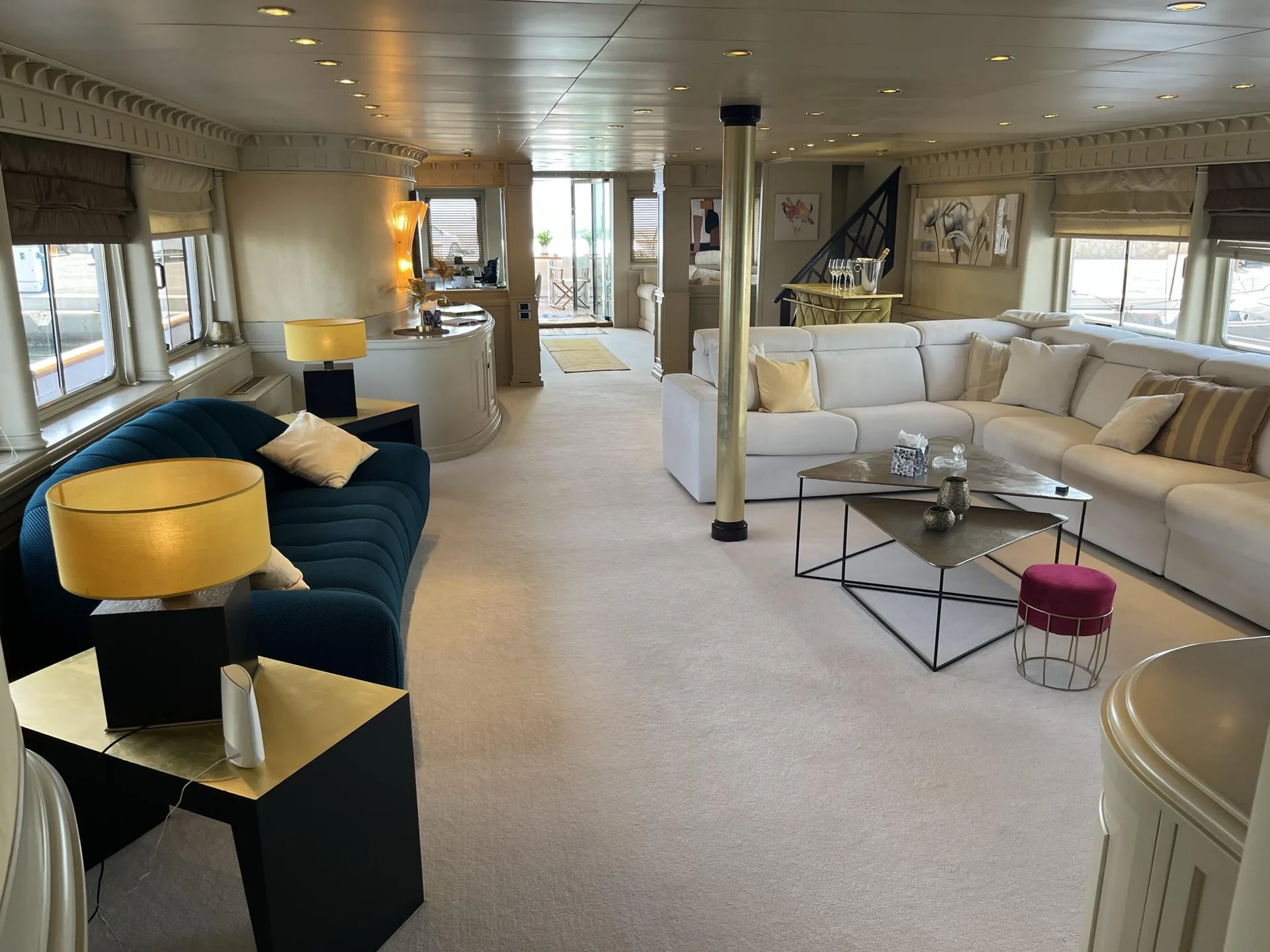 Photo 7 of yacht Jojo - Feadship-style classic 40m