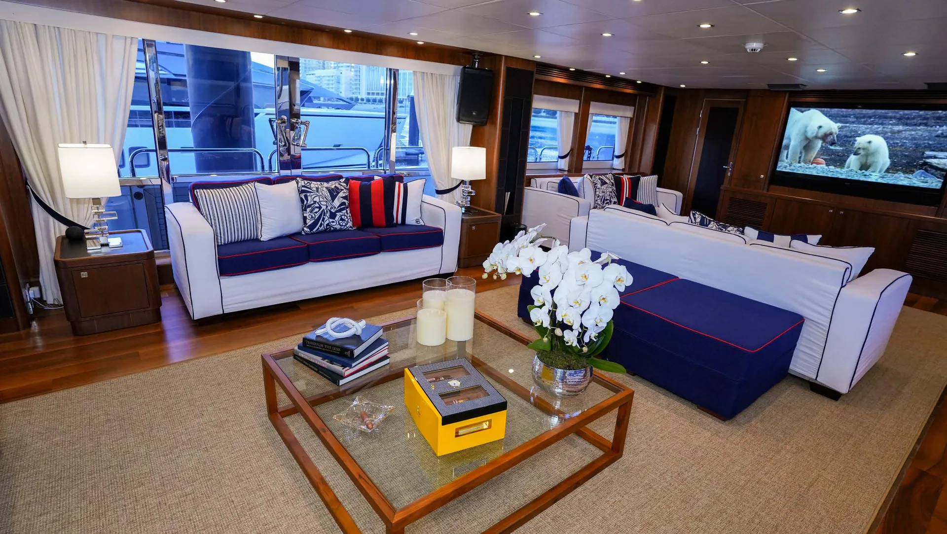 Photo 9 of yacht Lucien - Sunseeker 40m Ralph Lauren