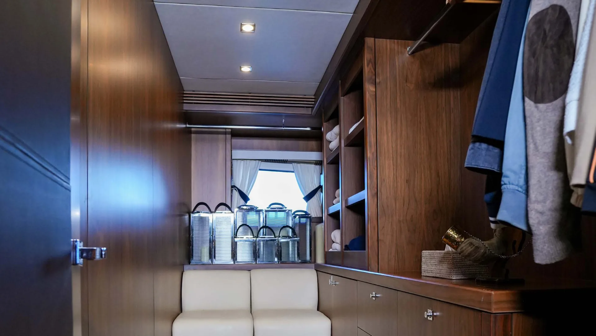 Photo 16 of yacht Lucien - Sunseeker 40m Ralph Lauren