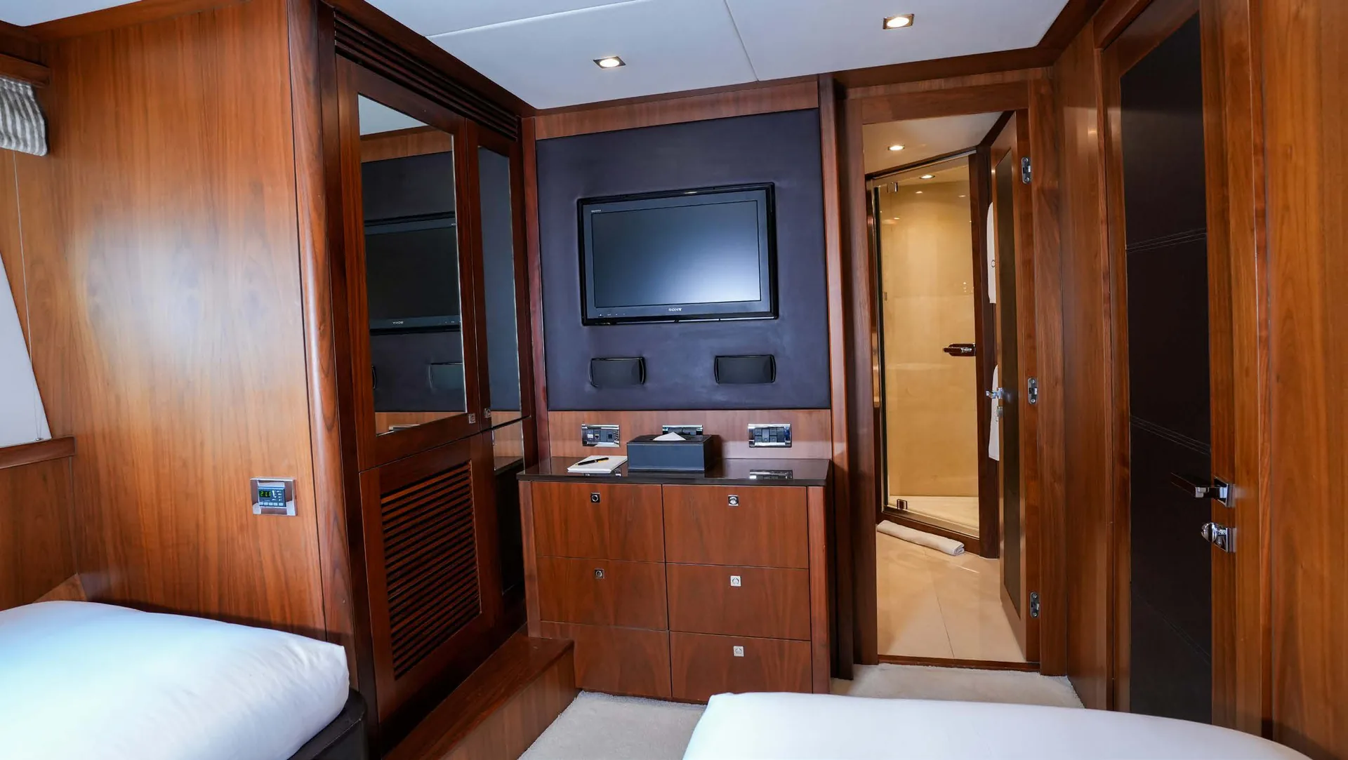 Photo 29 of yacht Lucien - Sunseeker 40m Ralph Lauren