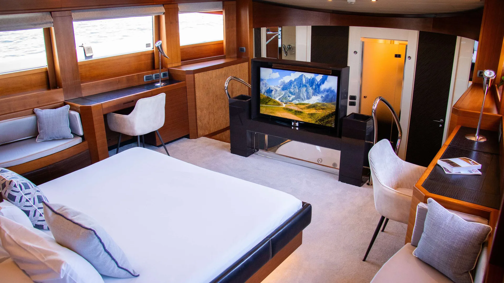 Photo 19 of yacht Matsu - ISA Yachts 37m refit 2025