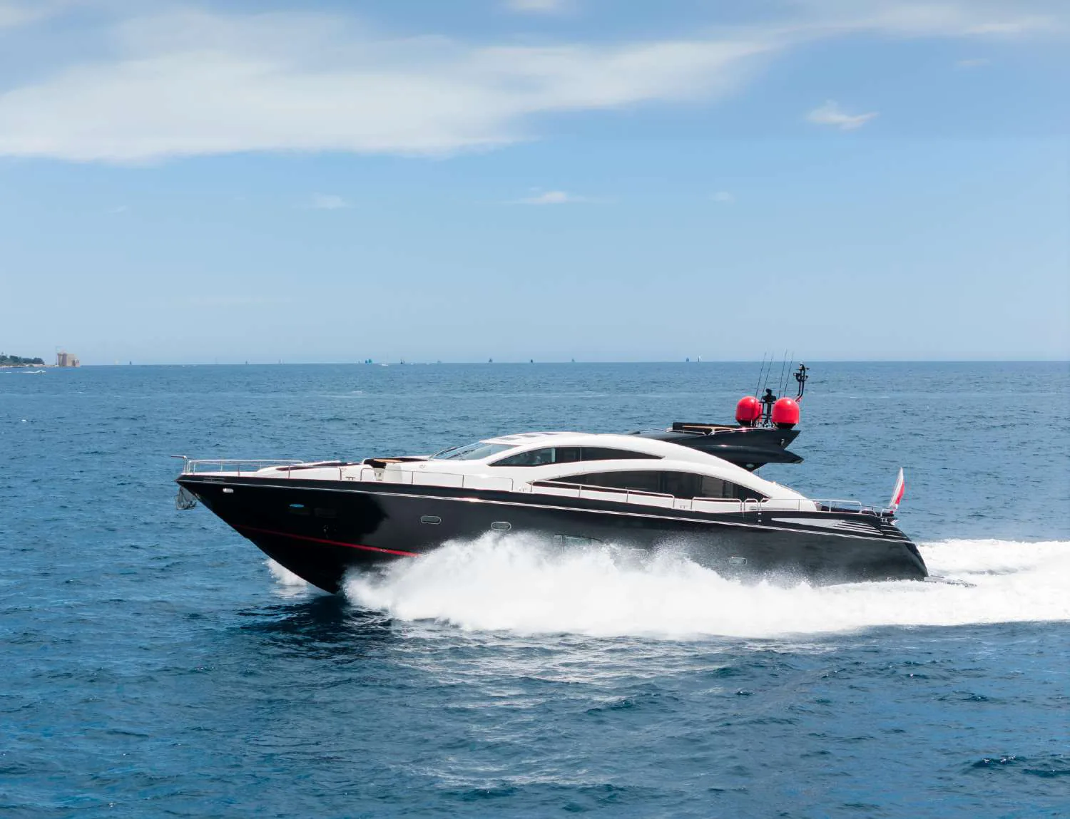 Photo 8 of yacht Palumba - Sunseeker Predator 84