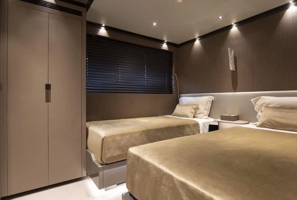 Photo 10 of yacht Panam - Baglietto 40m flybridge 2021