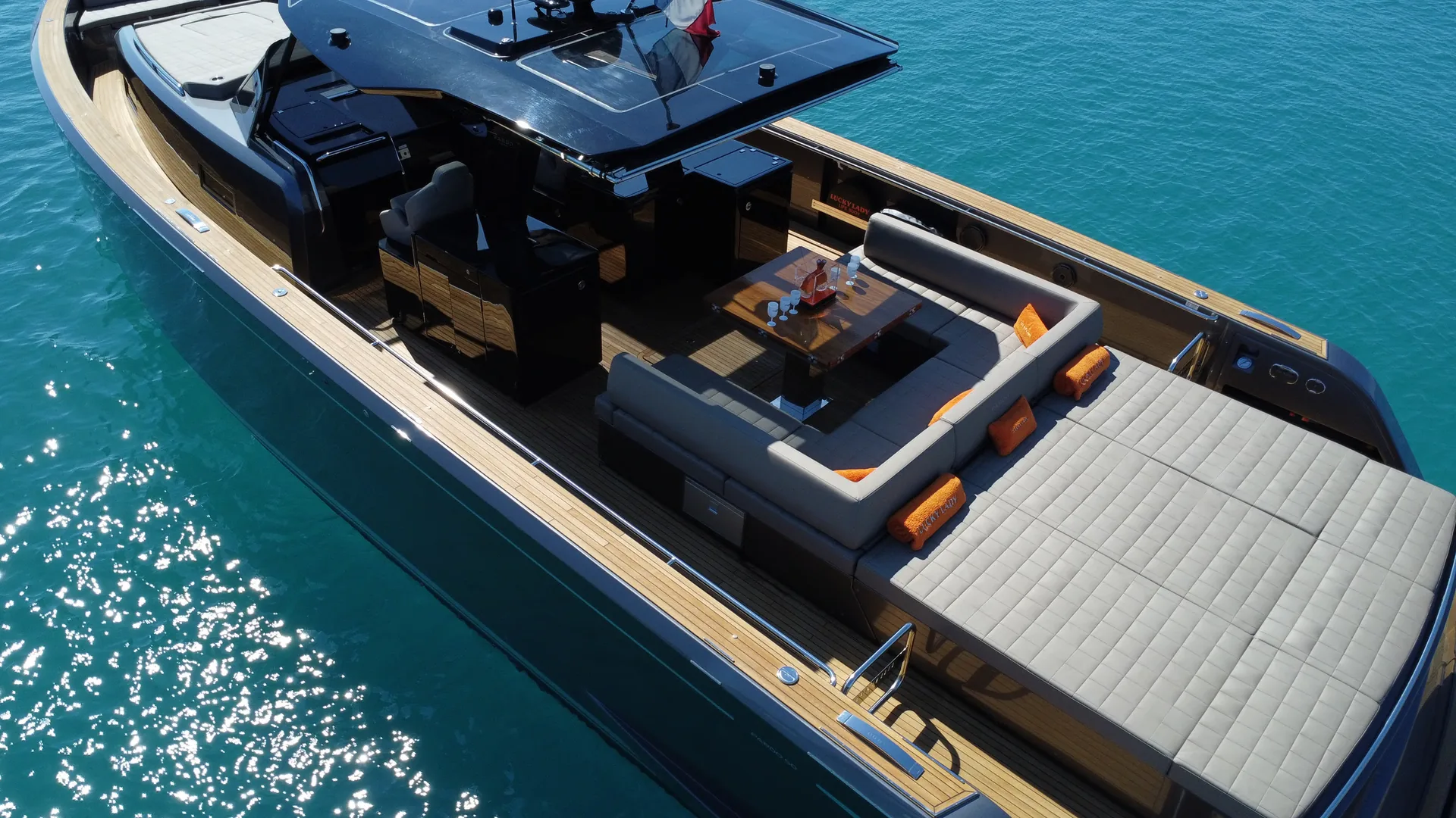 Photo 6 of yacht Pardo 50 - Pardo Yachts 16m walkaround