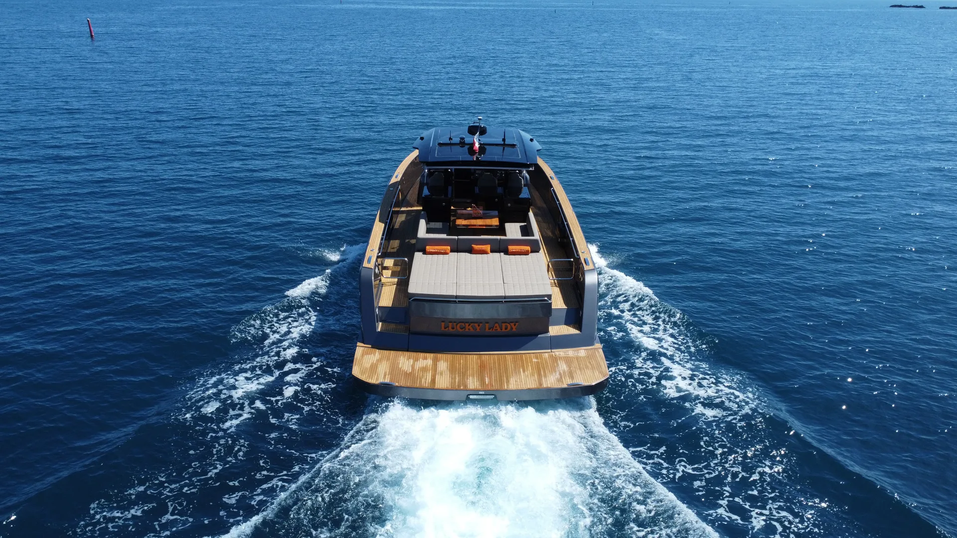 Photo 8 of yacht Pardo 50 - Pardo Yachts 16m walkaround