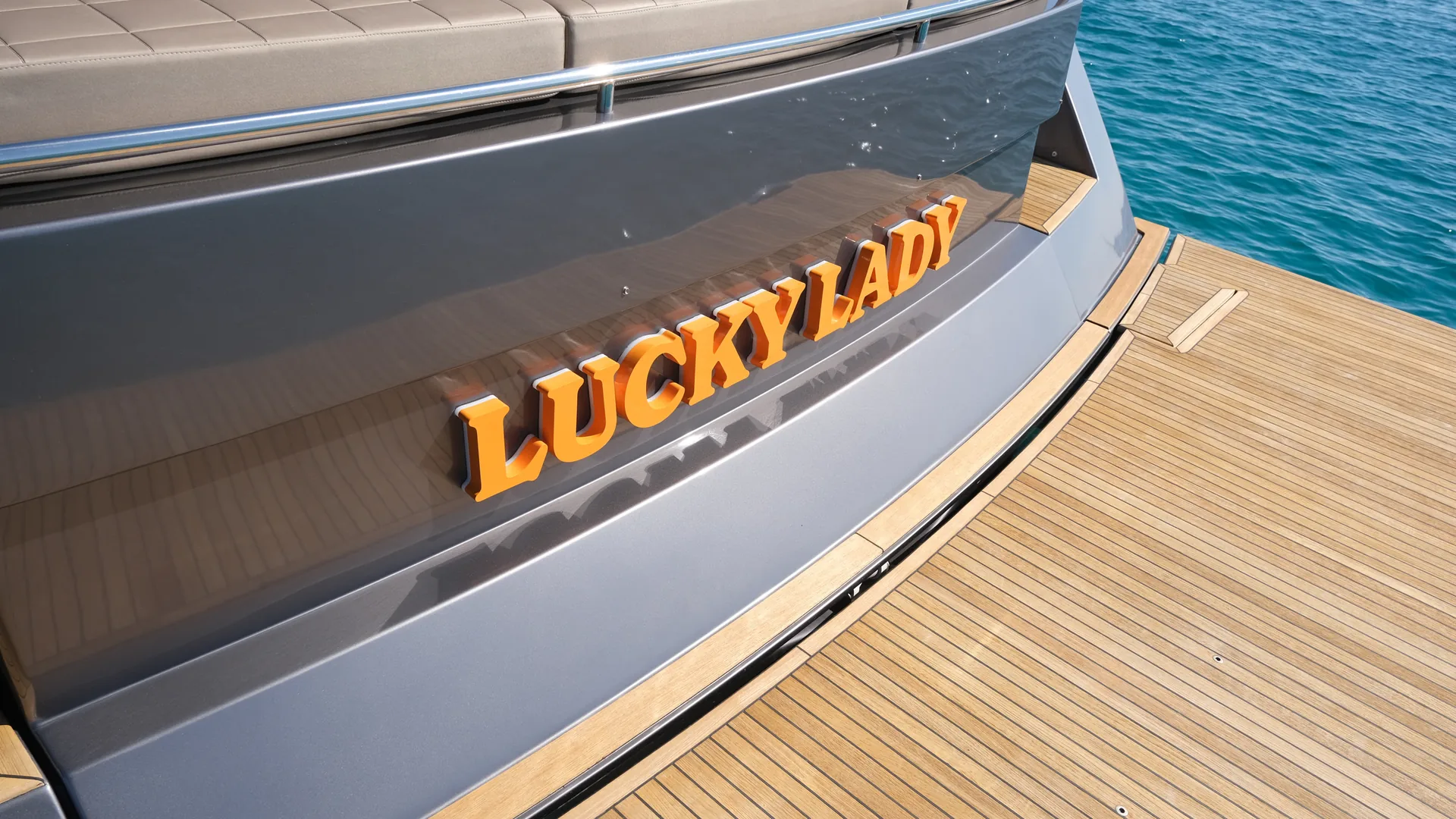 Photo 14 of yacht Pardo 50 - Pardo Yachts 16m walkaround