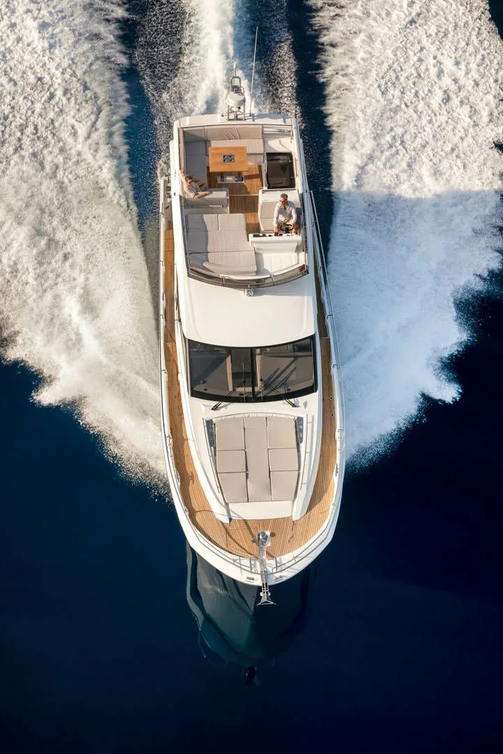 Photo 11 of yacht Prestige 520 Fly - Prestige 520 Fly flybridge