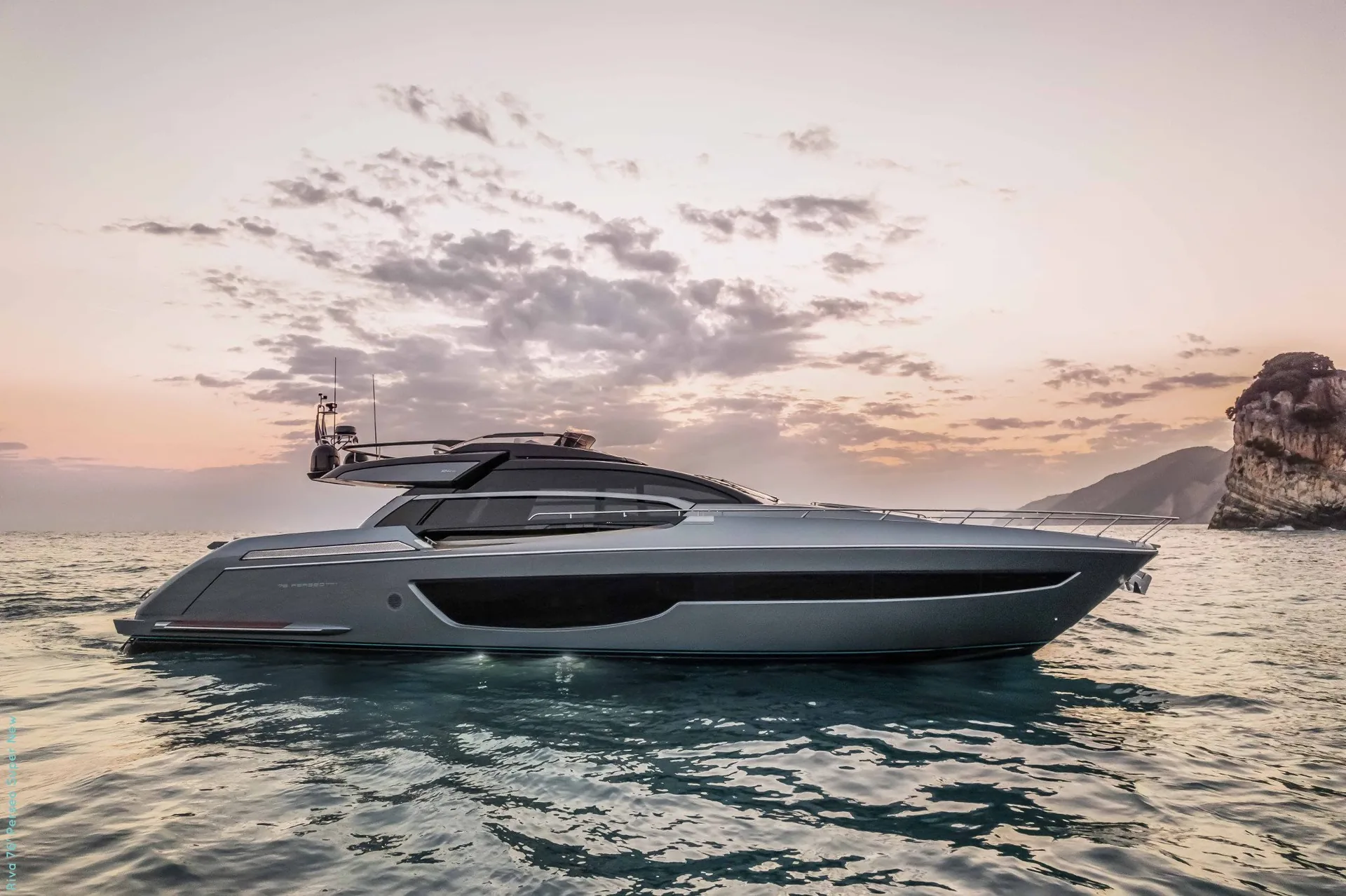Photo 4 of yacht Riva 76 - Riva 76 Perseo Super 2019