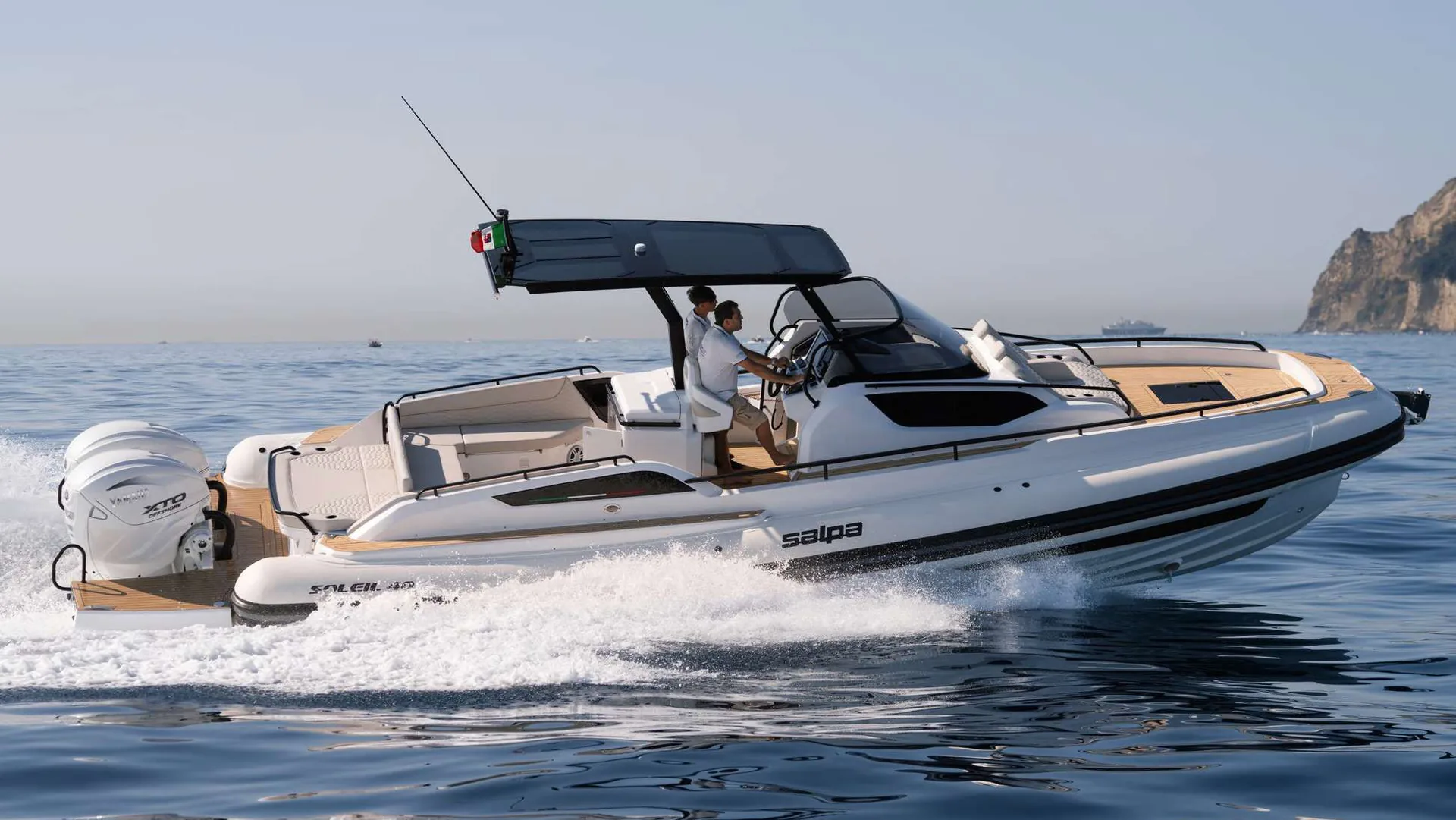 Photo 2 of yacht Soleil 40 - Salpa Soleil 40 day-boat